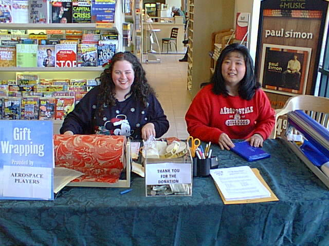 Wrapping gifts at Barnes & Noble