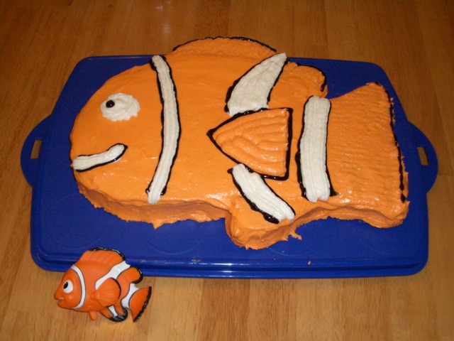 Nemo cake and model