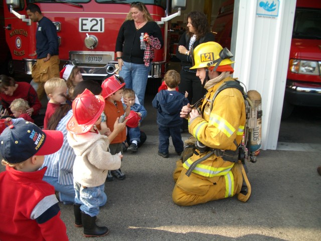 Kids and fireman