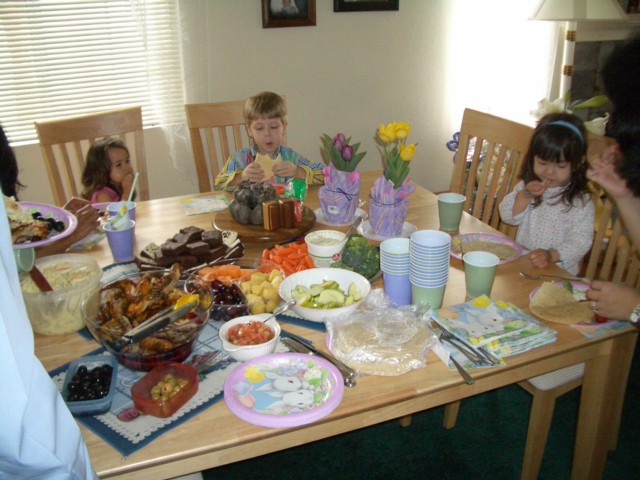 Kids' table